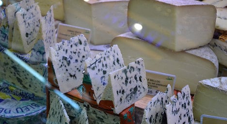 France persuades Brazil to lift ban on Roquefort