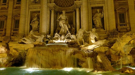 Italian who robbed the Trevi Fountain dies