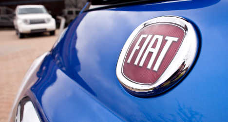 Fiat strikes deal for full merger with Chrysler