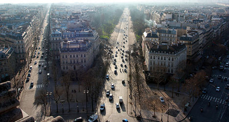 VIDEO: Paris mulls plan to turn busy avenue into park