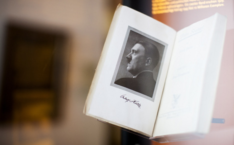 Annotated 'Mein Kampf' set for publication