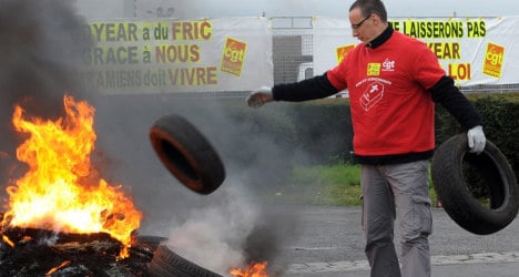 French workers hold Goodyear execs hostage