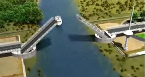 'Spanish firm built our bridge upside down'