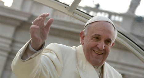 Reforming Pope Francis looks beyond Vatican