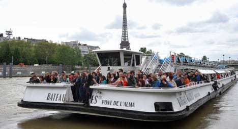 Paris disputes London is 'world's most visited city'