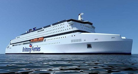 Spain-UK gas ferry marks 'new era of green travel'
