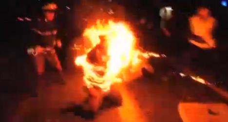 Italian restaurant owner sets himself on fire