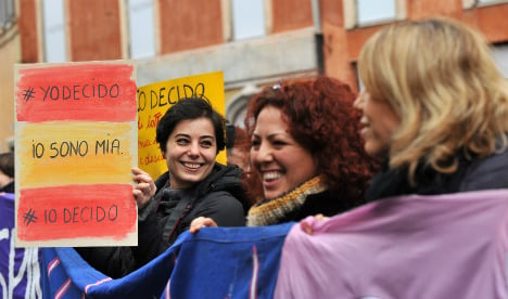 Thousands protest abortion reform in Spain