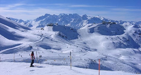 Swiss tourism rises but Alps go downhill