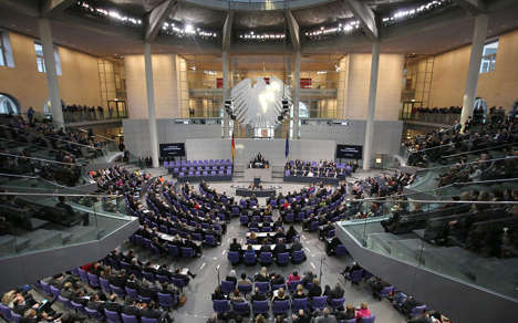 MPs agree own €800 monthly pay-rise