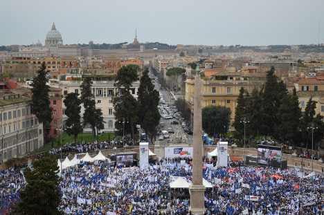 Tens of thousands of business owners protest in Rome