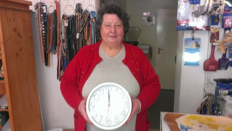 Shopkeeper refuses to put clocks forward