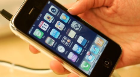 Jobs agency hit by new phone bill scandal