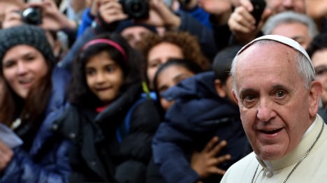 Argentina's Kirchner to meet pope in Rome