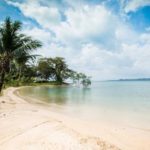 Koh Chang (cont'd). Cold and rain versus crescent beach. Take your pick. <b><a href="http://www.holidaylettings.co.uk/rentals/koh-chang/1296461?utm_source=The+Local+Sweden&amp;utm_medium=CPA&amp;utm_campaign=Search+now+button" _blank"="">Find out more here</a>.</b>Photo: Holiday Lettings