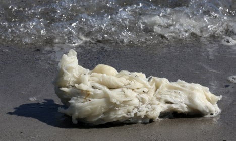 Mystery wax clumps wash up on Rügen beach