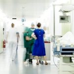 Swiss junior doctors ‘working 56-hour weeks’