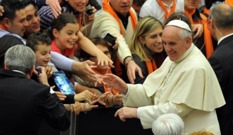 Pope heads to Middle East with hope for Christian unity