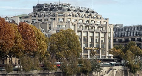 Paris: Historic store's renovation hits new snag