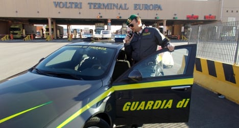 Police seize smuggled medicines in Genoa
