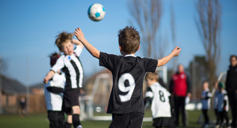 Soccer dad attacks three kids during game