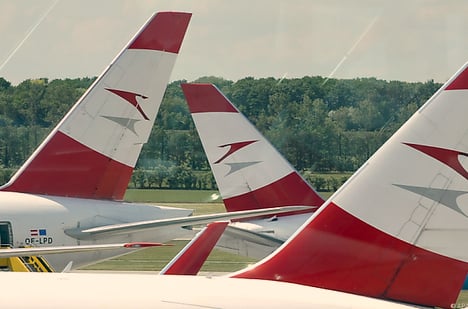 Austrian Airlines plunges back into the red