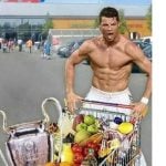 "I am Ronaldo, watch me shop!" Here CR7 gives a whole new meaning to the idea of a domestic god.Photo: Twitter