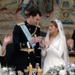 2004: Spanish Crown Prince Felipe of Bourbon and his wife Princess of Asturias Letizia Ortiz toasting next to King Juan Carlos of Spain and Queen Sofia during their wedding reception at the Royal Palace in Madrid. Photo: BALLESTEROS/POOL/AFP