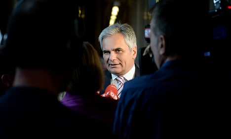 Faymann ‘irresponsible’ says Vice-chancellor