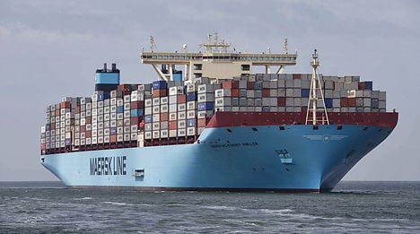 Maersk unveils shipping alliance with MSC