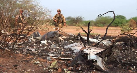 No survivors in Mali crash, 54 French killed