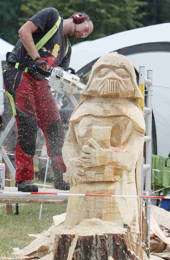 International woodcarving championship held in Germany