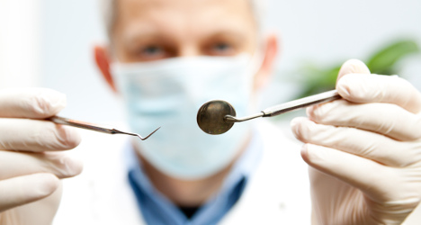 Dutch dentist mutilator on the run in France
