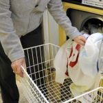 <b>2. Don't leave fluff in the laundry room</b><br><br>

Forget having your own car/summer house/private island. Owning your own washing machine is a sign you've really made it in Sweden.<br><br> Until then you'll have to wash your pants in the tvättstuga (laundry room) and contend with all manner of bitchy passive aggressive notes from your neighbours, whom you never speak to. 
<br><br>
Spotted some fluff in the drum? Somebody call somebody. Photo: TT