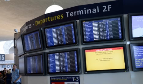 Air France strike delays flights at Paris airports