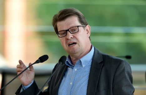 Give foreigners the vote, says SPD chief