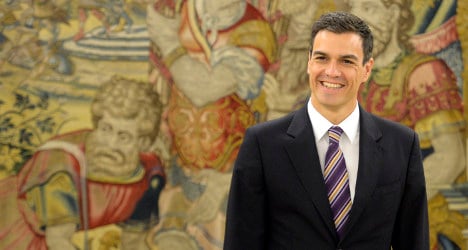 New leader wins fans for Spain's opposition: poll