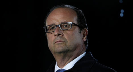 Six questions for France as Hollande ousts rebels