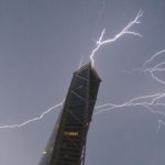 Wild weather kills power in 5,000 homes