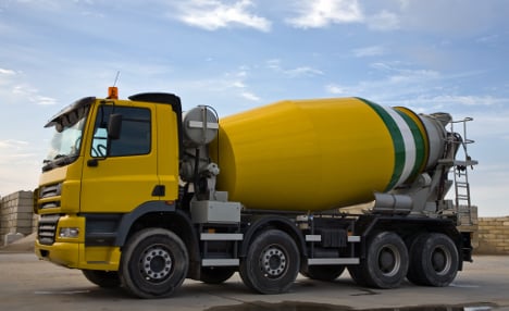 Norwegian man in 7,000 litre 'Ice Truck Challenge'