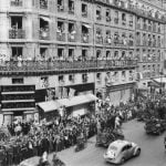 Parisians cheer fighters of the French Forces of the Interior (FFI) during the military parade, on August 26, 1944 , rue de Rivoli, the day after the Liberation of Paris.Photo: AFP