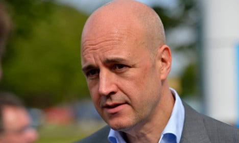 Can Sweden's strong economy save Reinfeldt?