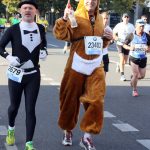 It's recommended to bring plentiful liquids when attempting to run 26 miles in a furry onesie.Photo: DPA