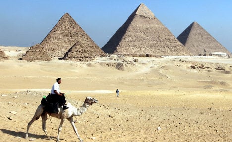 Germans return 'stolen' parts of Great Pyramid