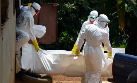 France plan air lifts to help fight Ebola
