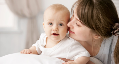French mums have fewer babies and later in life