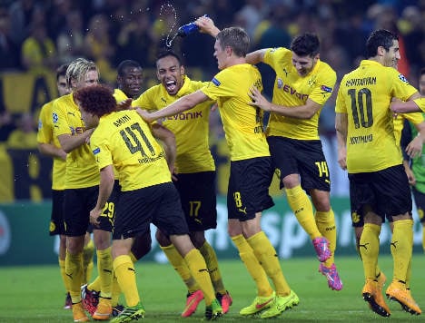 Borussia Dortmund outgun Arsenal in opener