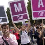Top French court bolsters gay adoption