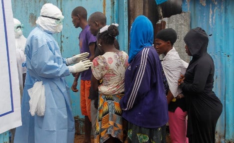 500 volunteers answer Ebola plea