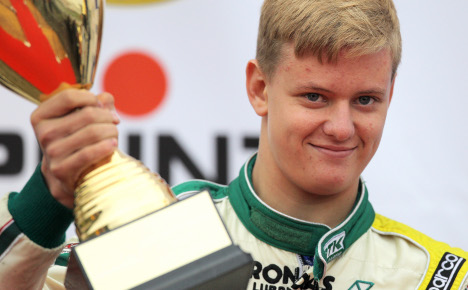 Schumacher Jr. second in kart championship